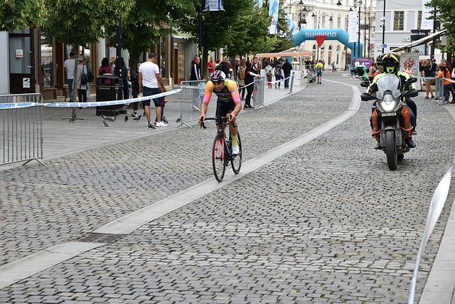 主优化词-湖北队力挫强敌赢得信心